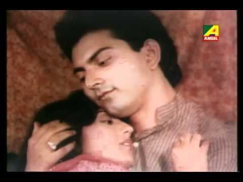 Kushal Chakraborty Kushal Chakraborty Sanchita Bose Romantic Moment in Bengali movie