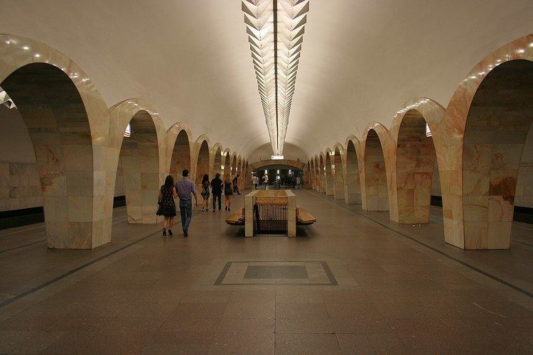 Kuznetsky Most (Moscow Metro)