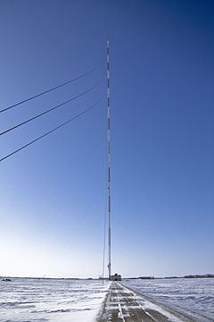 KVLY-TV mast httpsuploadwikimediaorgwikipediacommonsthu