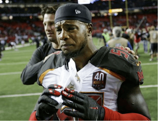 Kwon Alexander Oxford39s Kwon Alexander earns NFL award in wake of