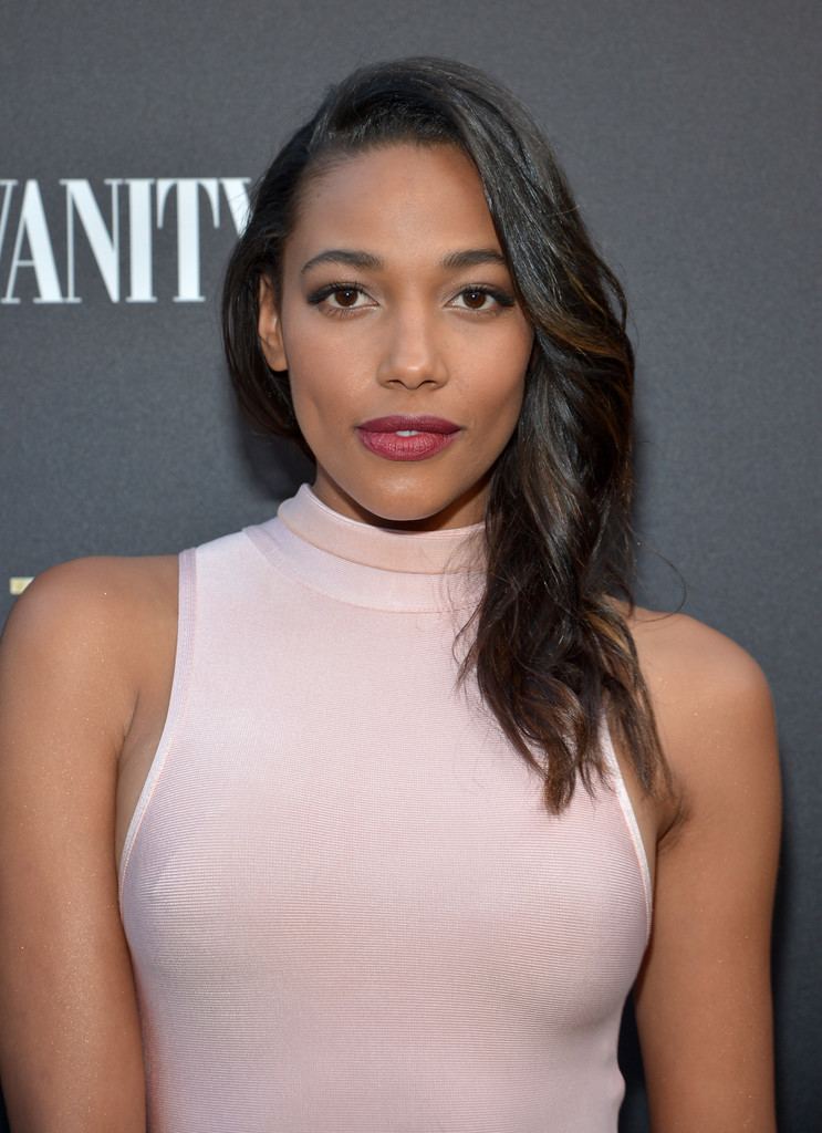 Kylie Bunbury gri8ggMjpg