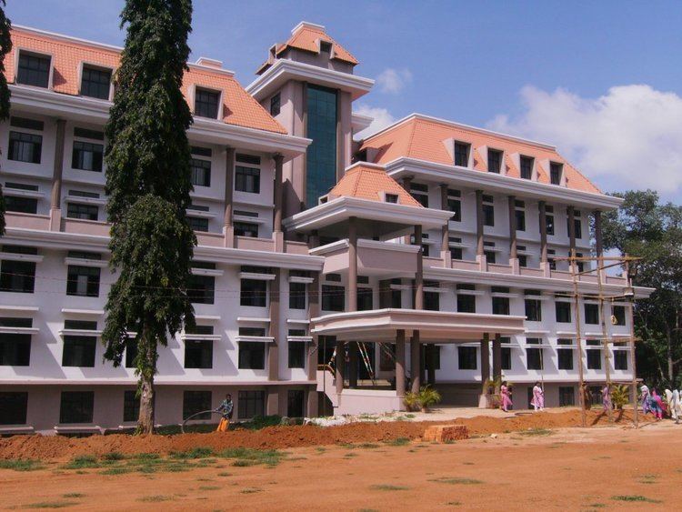 L B S Institute of Technology for Women