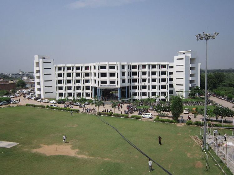 L. J. Institute of Engineering and Technology