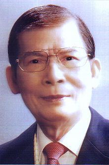 Le Xuan Nhuan httpsuploadwikimediaorgwikipediacommonsthu