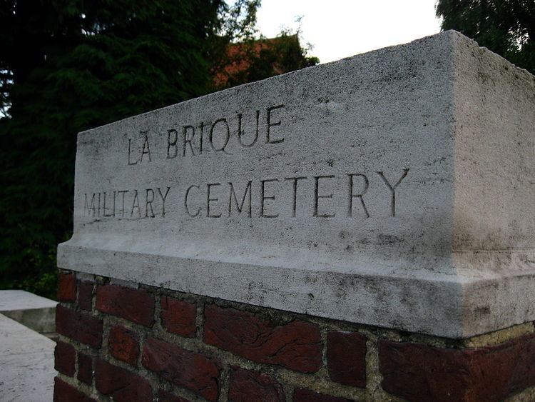 La Brique Military Commonwealth War Graves Commission Cemeteries