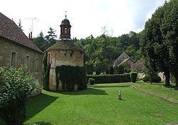 La Bussière-sur-Ouche httpsuploadwikimediaorgwikipediacommonsthu