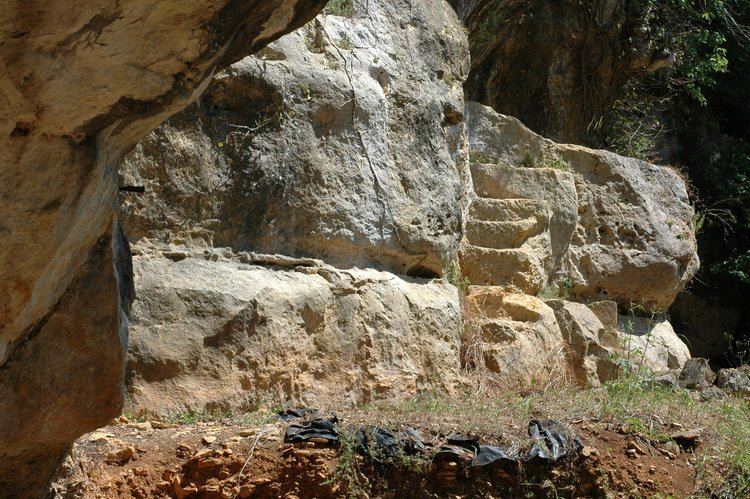 La Chaire a Calvin CHAIREACALVIN Prhistoric sculpted rock shelters