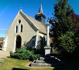 La Croix-Saint-Leufroy httpsuploadwikimediaorgwikipediacommonsthu