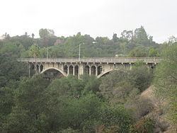 La Loma Bridge httpsuploadwikimediaorgwikipediacommonsthu