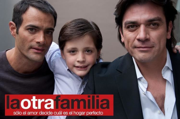 La otra familia La otra familia Buena o mala