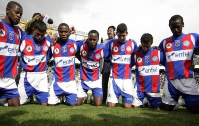 La Paz F.C. La Paz FC insiste en jugar en estadio de Ivirgarzama ANF Agencia
