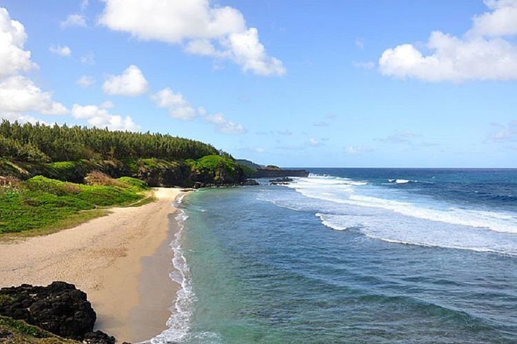 La Preneuse La Preneuse Beach Things To Do in Mauritius LikeALocal Guide