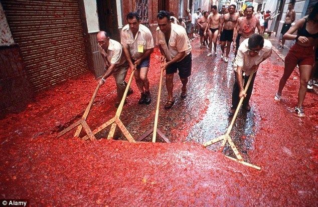 La Tomatina La Tomatina in Buol is the world39s most famous food fight but