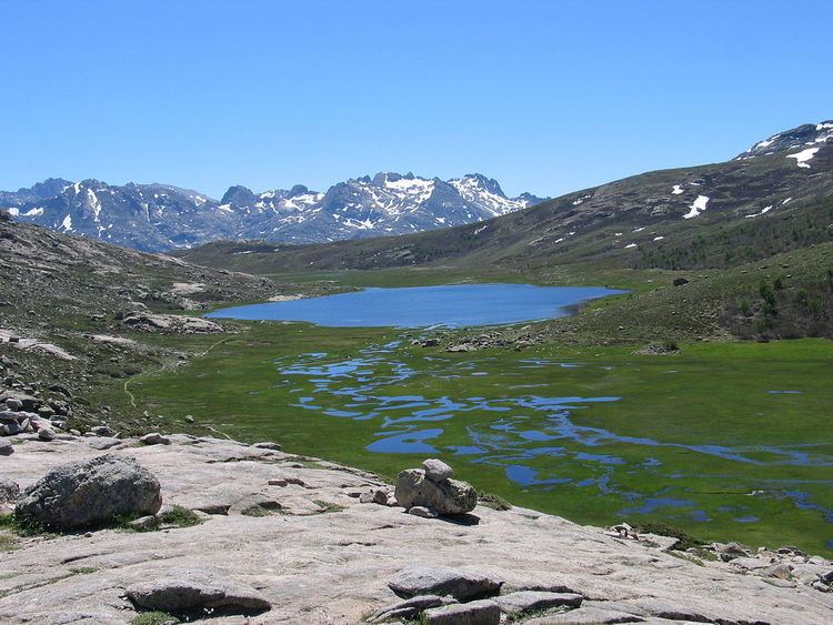 Lac de Nino httpsuploadwikimediaorgwikipediacommonsthu