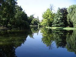 Lac de Saint-Mandé httpsuploadwikimediaorgwikipediacommonsthu