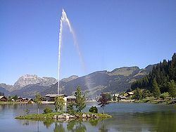 Lac de Vonnes httpsuploadwikimediaorgwikipediacommonsthu