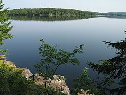 Lac-des-Écorces, Quebec httpsuploadwikimediaorgwikipediacommonsthu