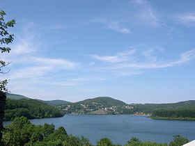 Lac du Laouzas httpsuploadwikimediaorgwikipediacommonsthu