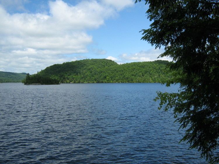 Lac La Blanche httpsuploadwikimediaorgwikipediacommonsee