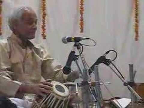 Lachhu Maharaj (musician) Lachu Maharaj Live in Banaras 2008 YouTube