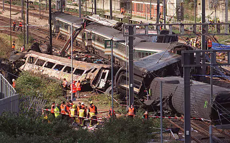 Ladbroke Grove rail crash itelegraphcoukmultimediaarchive03053trainc