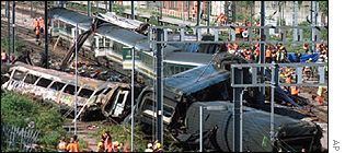 Ladbroke Grove rail crash BBC News UK Ladbroke Grove crash report