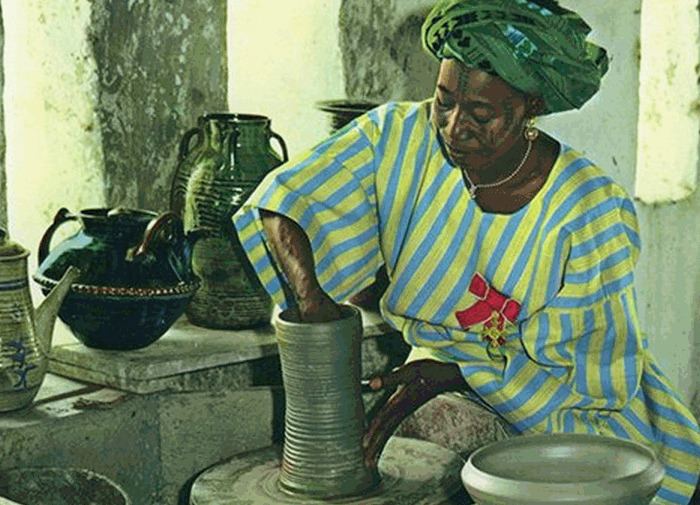 Ladi Kwali Ladi Kwali Nigeria39s Famous Potter Politics Nigeria