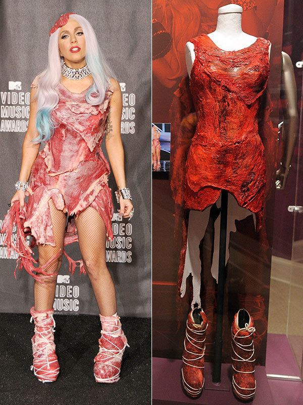 Lady Gaga's meat dress Lady Gaga39s VMAs Meat Dress Is Now in the Rock and Roll Hall of Fame