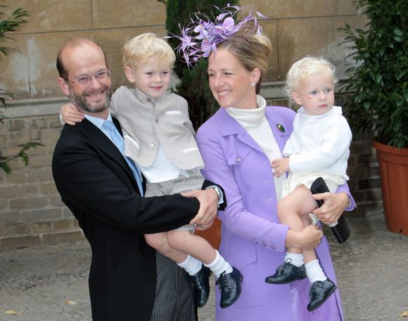 Lady Nicholas Windsor Royal Baby News Lord and Lady Nicholas Windsor Waltzing