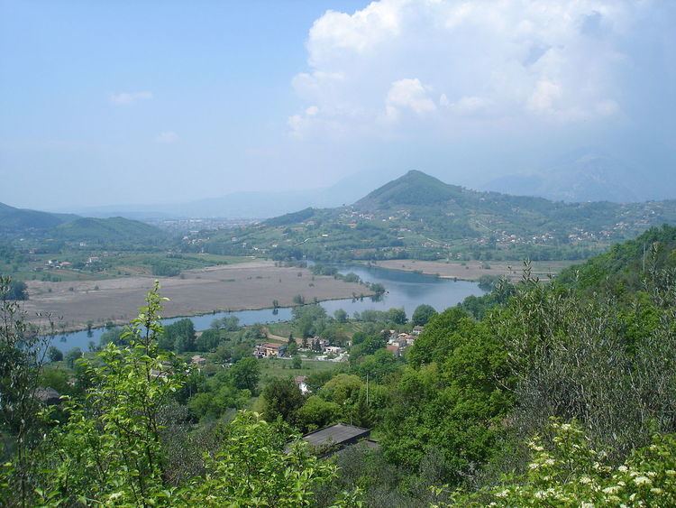 Lago di Posta Fibreno httpsuploadwikimediaorgwikipediacommonsthu