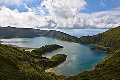 Lagoa do Fogo httpsuploadwikimediaorgwikipediacommonsthu