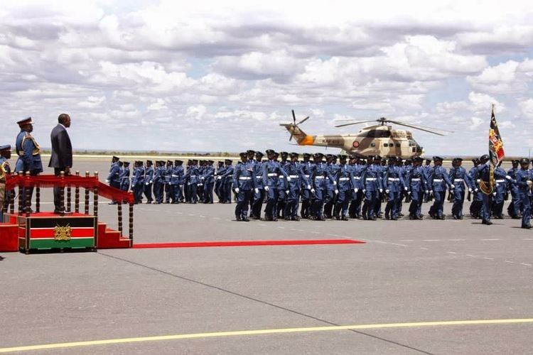 Laikipia Air Base PHOTOS President Uhuru Admires an Air Force Jet