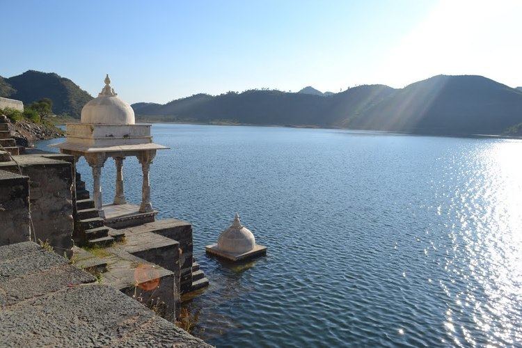 Lake Badi Panoramio Photo of Badi Lake Udaipur