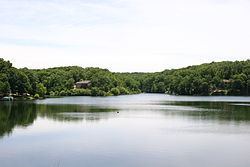 Lake Brittany httpsuploadwikimediaorgwikipediacommonsthu