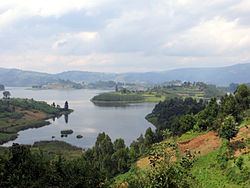 Lake Bunyonyi httpsuploadwikimediaorgwikipediacommonsthu