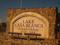 Lake Casa Blanca httpsuploadwikimediaorgwikipediacommonsthu
