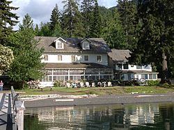 Lake Crescent Lodge httpsuploadwikimediaorgwikipediacommonsthu