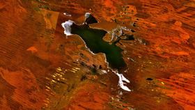 Lake Dora (Western Australia) httpsuploadwikimediaorgwikipediacommonsthu