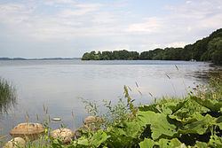 Lake Esrum httpsuploadwikimediaorgwikipediacommonsthu