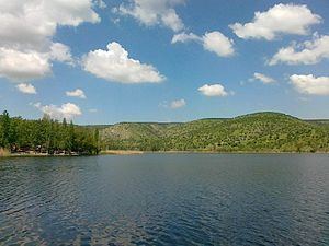 Lake Eymir httpsuploadwikimediaorgwikipediacommonsthu