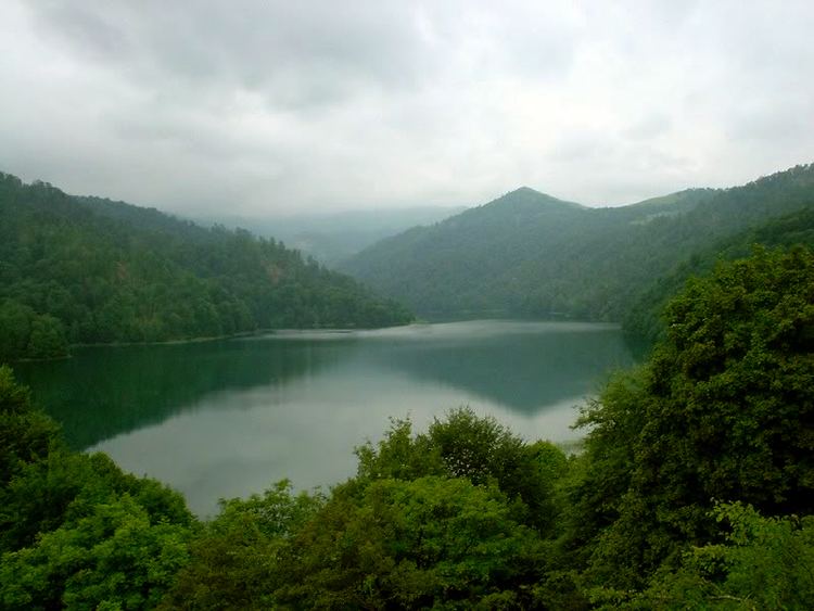 Lake Göygöl httpsuploadwikimediaorgwikipediacommonsaa