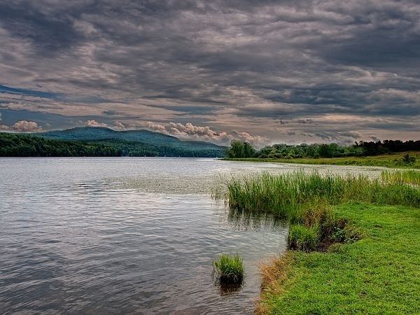 Lake Iroquois (Vermont) wwwvprnetuploadsphotosoriginallakeiroquoisjpg