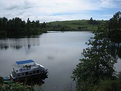 Lake Karapiro httpsuploadwikimediaorgwikipediacommonsthu