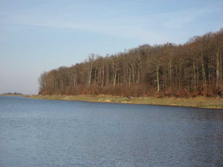 Lake Lapovac wwwtznasicehrwpcontentgalleryjezerolapovac