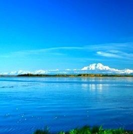 Lake Minchumina, Alaska wwwalaskannaturecomLake20Minchuminajpg