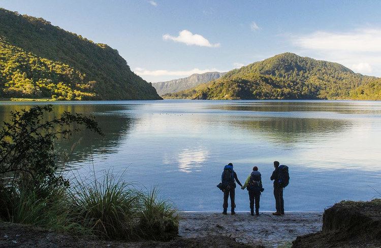 Lake Waikaremoana Great Walk Lake Waikaremoana Walking and tramping in Lake Waikaremoana area