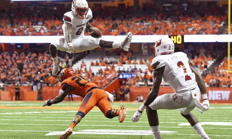 Lamar Jackson Louisville QB Lamar Jackson leaps over defender for 5th touchdown of