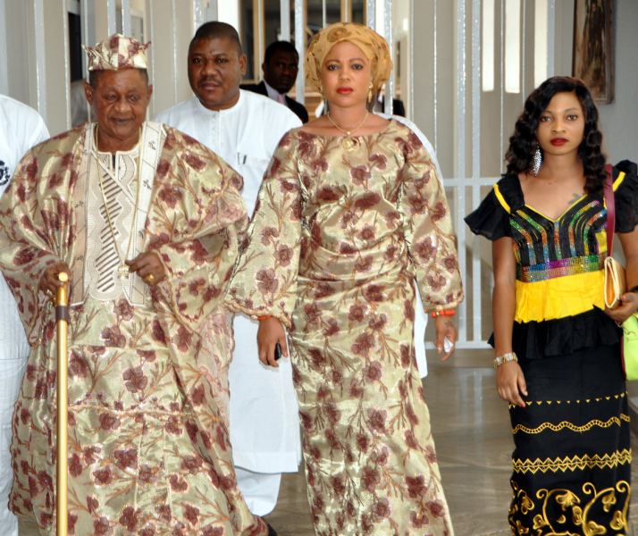 Lamidi Adeyemi III Oba Lamidi Adeyemi III A Regal Display of African Family