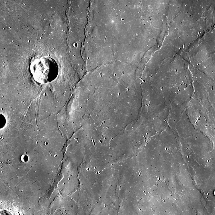 Lamont (lunar crater)