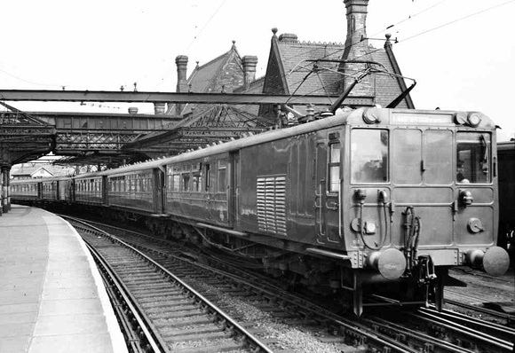 Lancaster Green Ayre railway station Lancaster Green Ayre Lancaster Green Ayre station was open Flickr